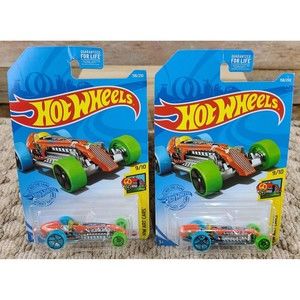 2020 Hot Wheels Orange Art Cars Rocket Oil Special Lot of 2 9/10 158/250